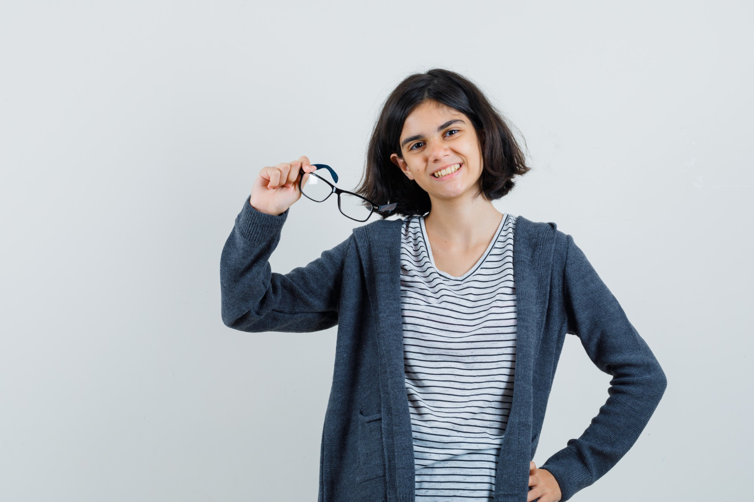 Still Not Able To See Clearly With New Glasses? What's the Real Problem: The Glasses or Your Eyes? Read To Know